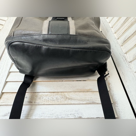 COACH HERITAGE SPORT LEATHER BACKPACK Brown/Gray/Black Distressed - Picture 10 of 14